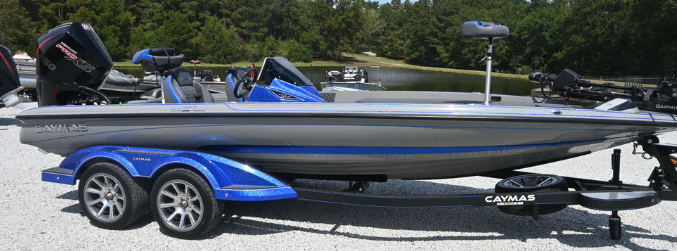 Read more about the article 5 Ways To Shield Your Boat From Sun Damage 104605