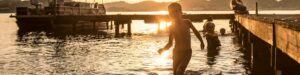 Read more about the article Benefits Of Buying A Pontoon Boat 59322