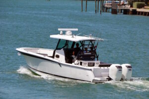 Read more about the article Center Console Boat Buying Guide Navigating Your Way To The Perfect Purchase 80548