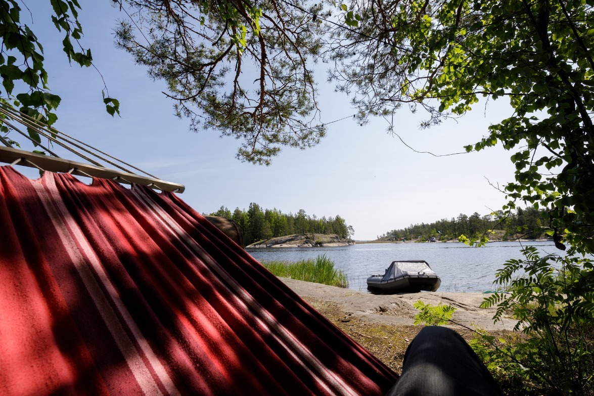 Read more about the article Essential Tips For A Successful Boat Camping Trip 98096