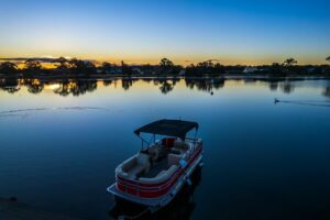 Read more about the article How To Host A Party On A Pontoon 75488