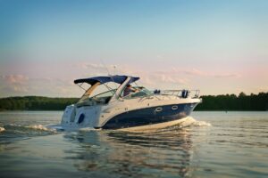 Read more about the article Improve Your Boating Skills With These Helpful Tips 84809