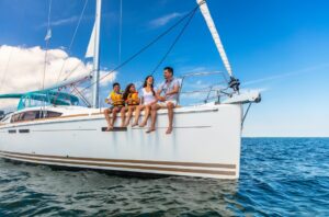 Read more about the article Setting Sail With Smiles Top Tips For A Fun Boat Trip With Kids 81019