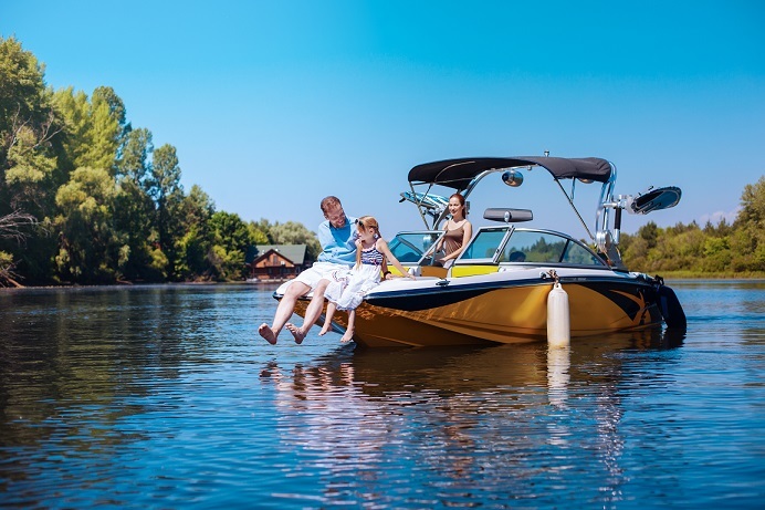 Read more about the article Your Comprehensive Boat Buying Guide 68405